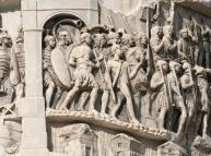 حملات الأباطرة الرومان إلى الشرق (تراجان، ماركوس أورليوس، سبتيميوس سيفيروس)