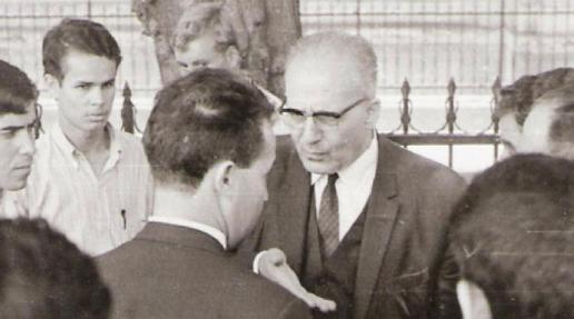 مالك بن نبي.. من نقد الذات و الآخر إلى بناء نظرية جديدة في البناء الحضاري